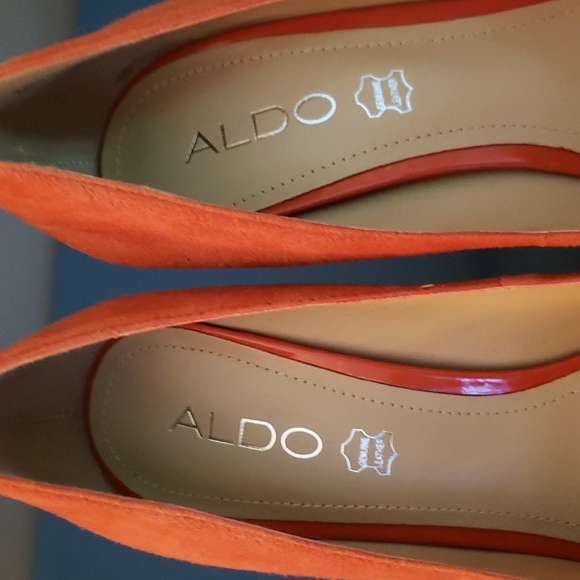 Brand new ALDO 'Capecoral' Terra-cotta suede 5" platform heels size 7 circa 2012 - Picture 7 of 10